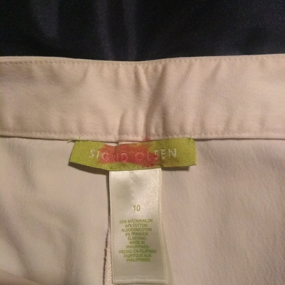 🛑 SOLD 🛑Cream Slacks - Spring/Summer Essential - Picture 2 of 4
